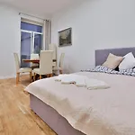 Art Palace Apartments