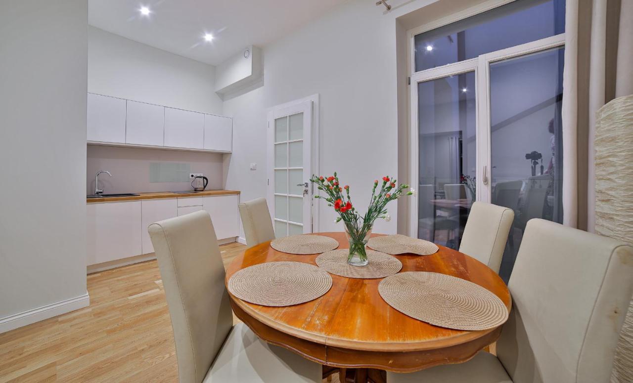 Art Palace Apartment